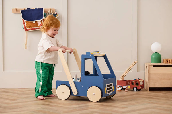 Kids Concept - Lauflernwagen aus Holz - Aiden - Sicheres Laufenlernen und Spielen für Kleinkinder