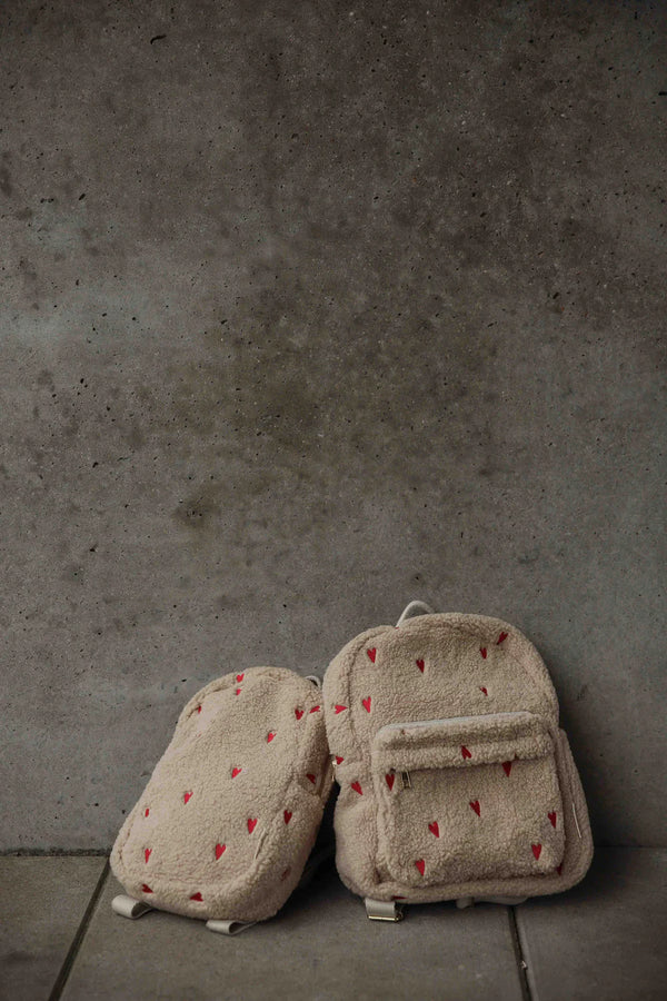 Studio Noos - Midi Rugtassen - Kinderrugzak met geborduurde harten - Teddy Hearts Rugtas met voorvak