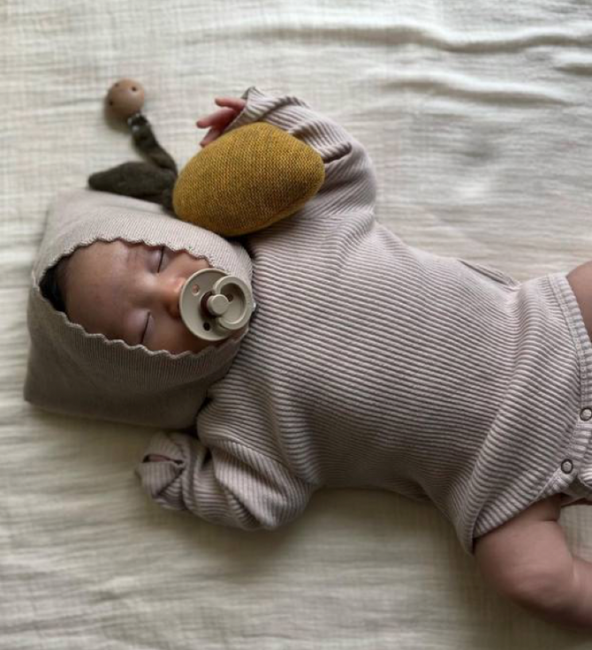 Konges Slojd -  Wollen Baby Kattenmuts - Walnut, Babymutsjes, Konges Slojd, Keekabuu