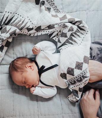 Elodie - Spuugdoekje, Spuugdoekjes, Elodie, Keekabuu