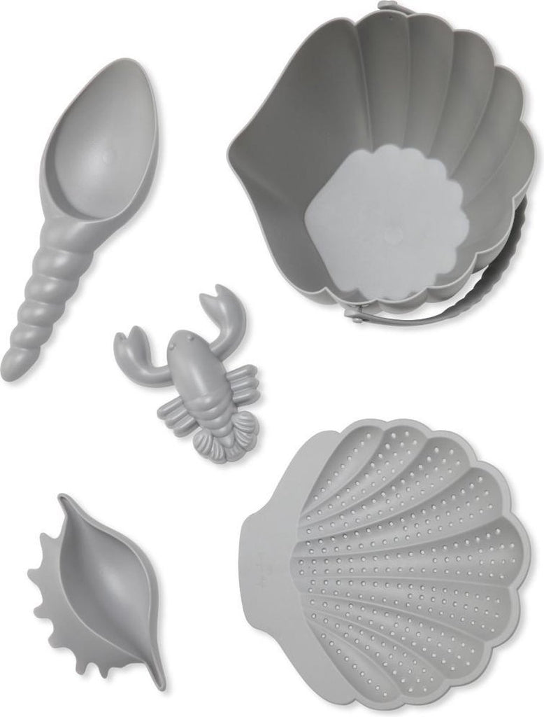 Konges Slojd - Strandset - Schelpvormige Emmer met handvat, een schepje in de vorm van een schelp en drie leuke zandvormpjes, Buitenspeelgoed, Konges Slojd, Keekabuu