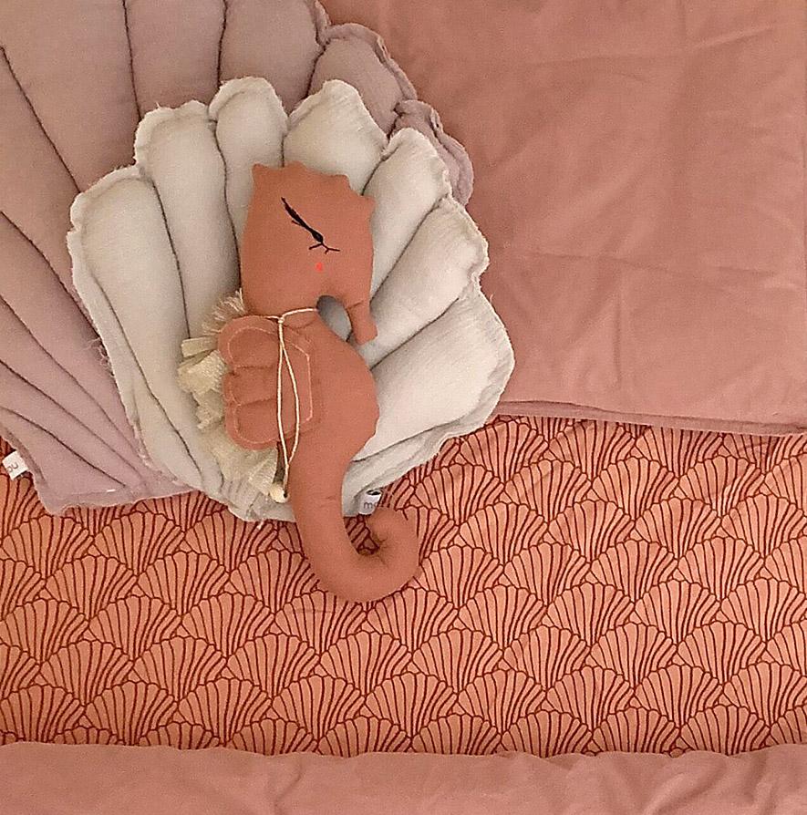 Swedish Linens - Jr. Bed Ledikant Hoeslaken Seashells (70x140cm), Hoeslakens, Swedish Linens, Keekabuu
